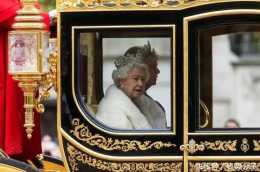 英國女王的屍體為啥被放在鍍鉛的棺材裡？真的是怕死後重生嗎？
